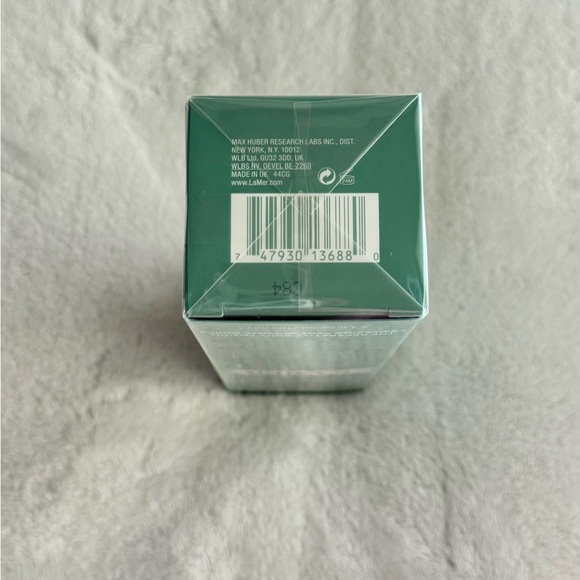 La Mer The Reparative Body Lotion 5.4oz - Picture 4 of 4